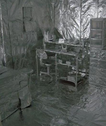 Duct Tape Room