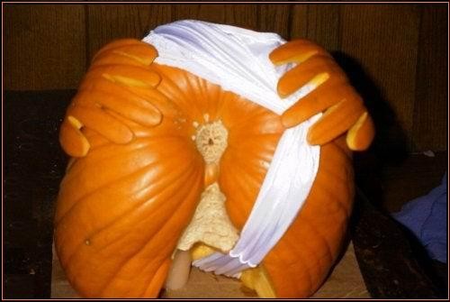 Pumpkin Cheek Spreading