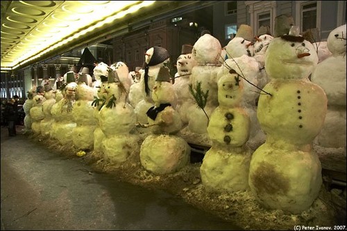 Tons of snowmen