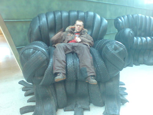 Pimpin in the tire chair