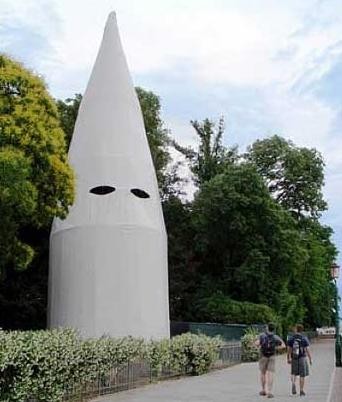 KKK Statue