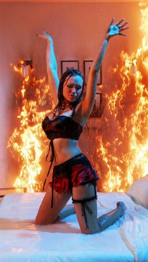 She's so hot, the bedroom started on fire