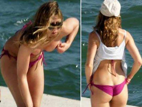 Jennifer Aniston with a wedgy